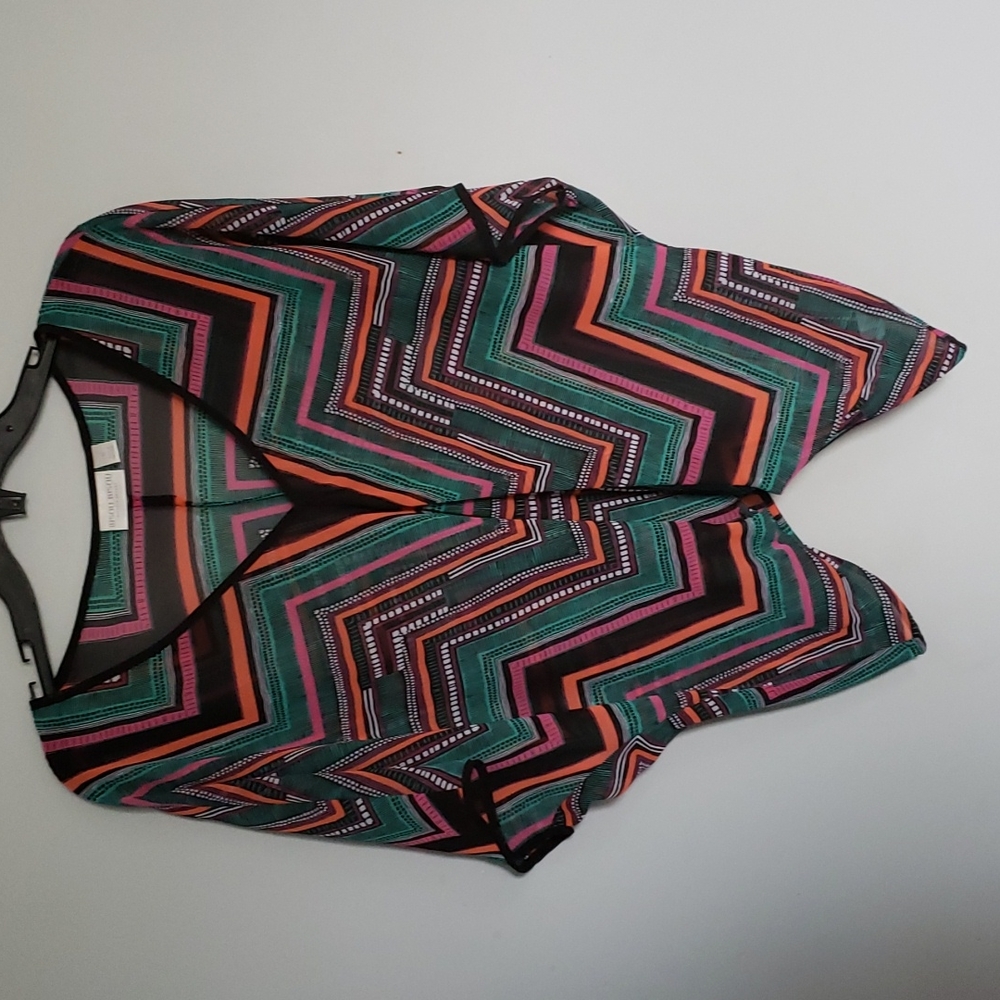 Bisou bisou Sheer blouse/ Shirt nwot size small